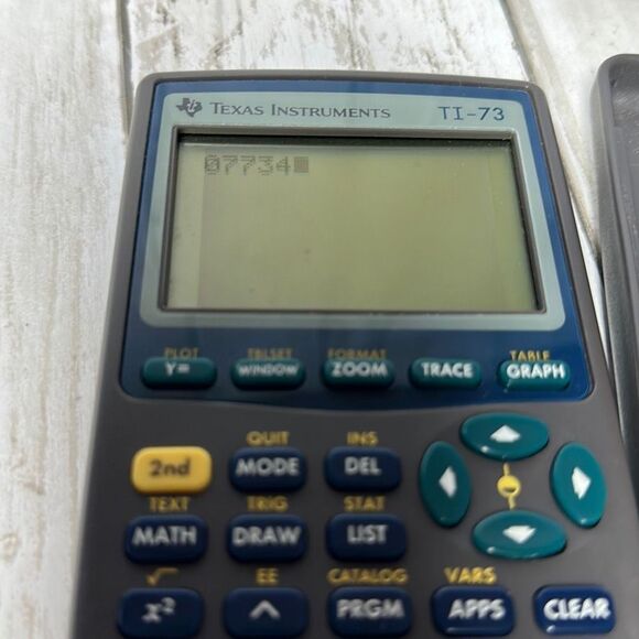 Texas Instruments TI 73 Graphing Calculator with Cover Tested Calculus 1997 - Picture 3 of 7